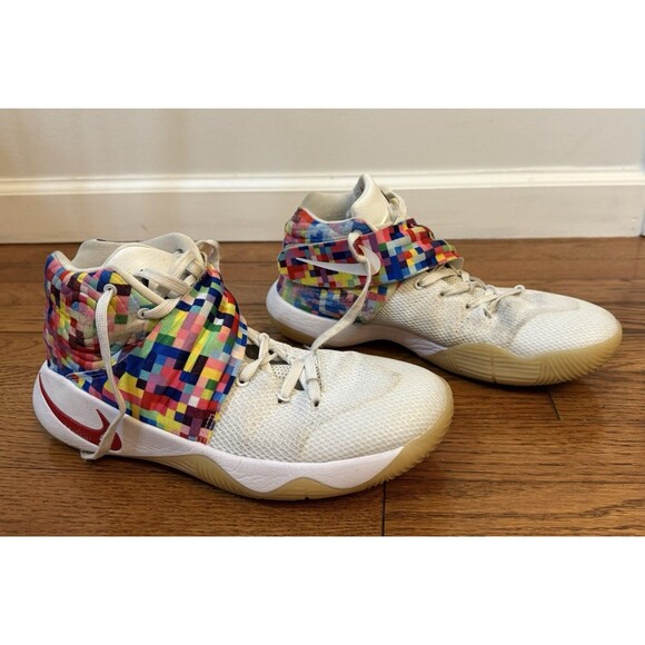 2015 Nike Kyrie 2 Rainbow Multicolor Basketball Shoes US Size 7, Model 820537-68 - Picture 3 of 11